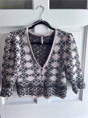 Free People Black and Cream Patterned V-Neck Cardigan